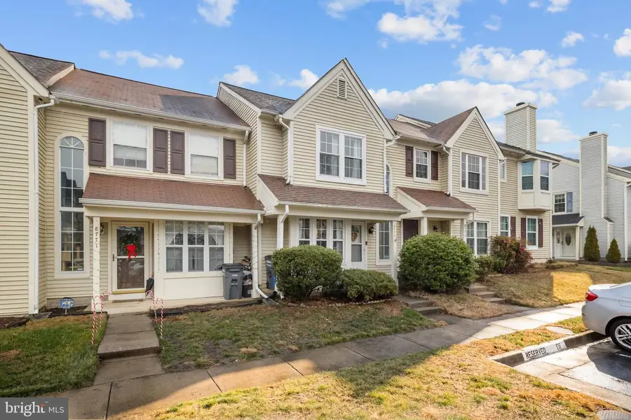 8773 Village Green Ct, Alexandria, VA 22309 - Image #2