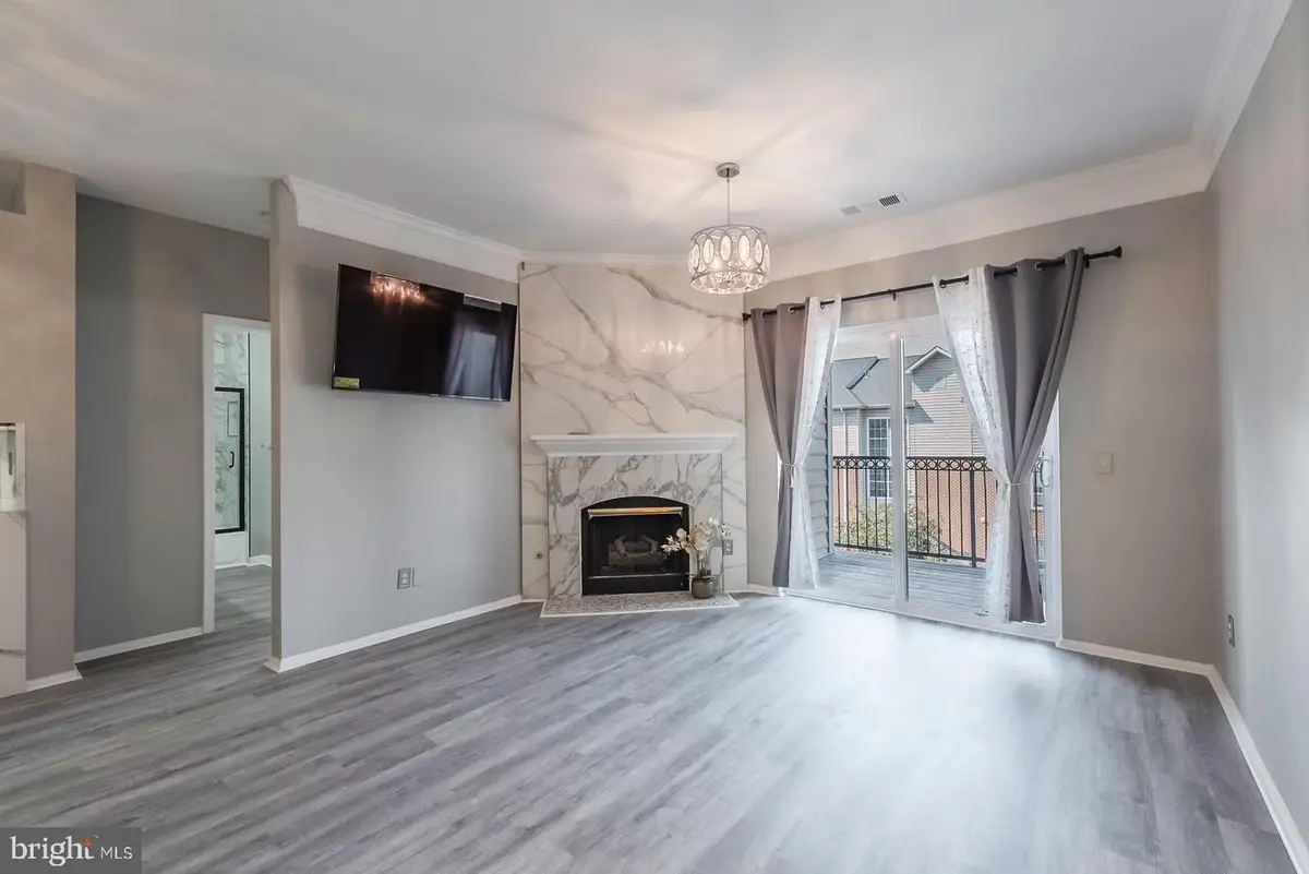 1581 Spring Gate Dr #5403, McLean, VA 22102 - Image #1