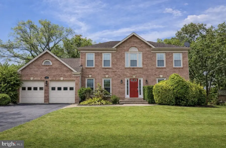 12011 Meadowville Ct, Herndon, VA 20170 - Image #2