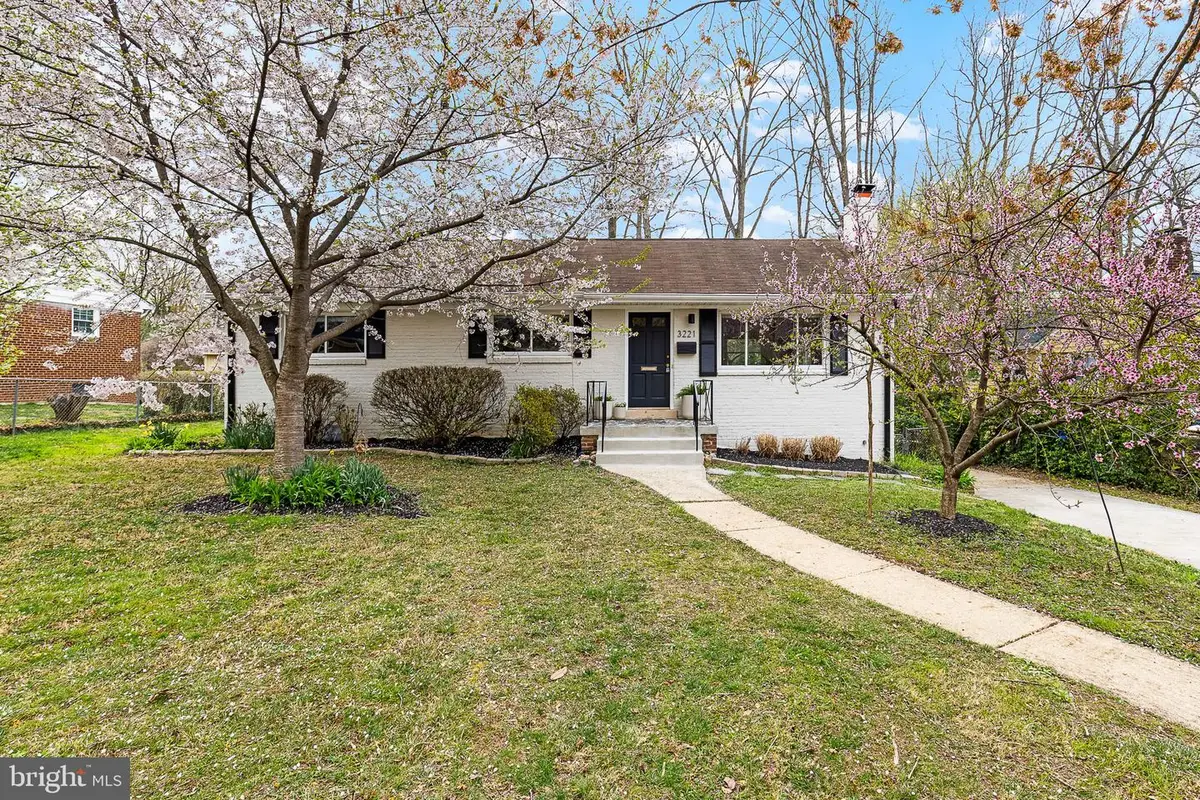 3221 Sherry Ct, Falls Church, VA 22042 - #1