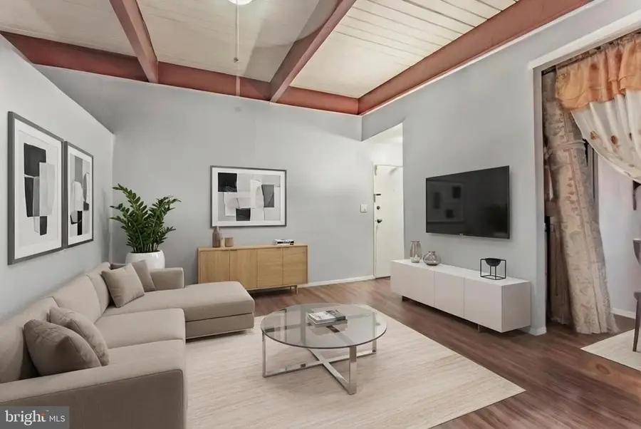 7758 Donnybrook Ct #203, Annandale, VA 22003 - Image #3