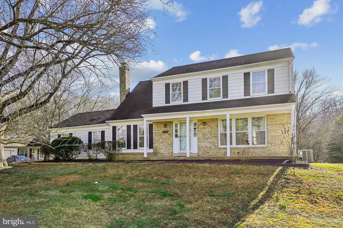 12179 Queens Brigade Dr, Fairfax, VA 22030 - Image #1