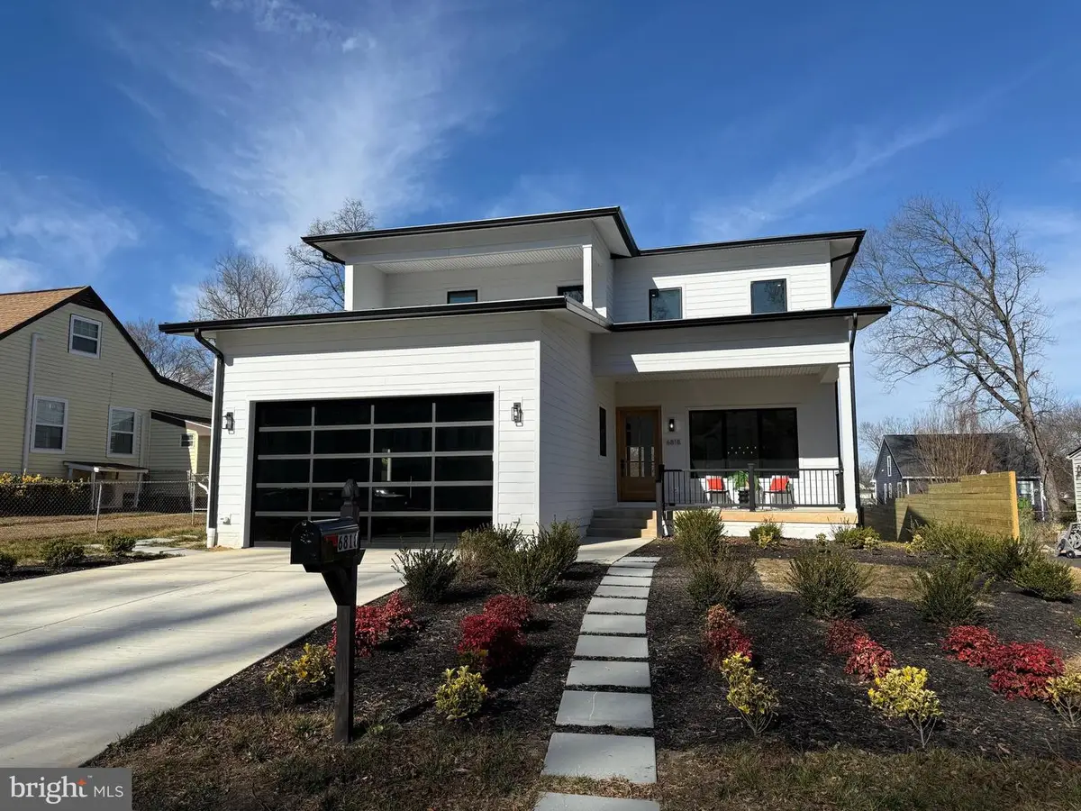 6818 Barrett Rd, Falls Church, VA 22042 - Image #1