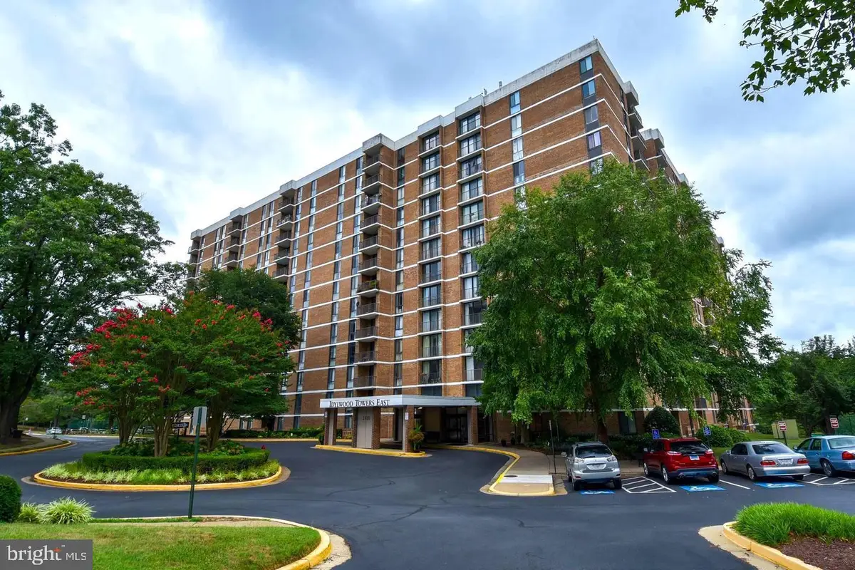 2311 Pimmit Dr #105, Falls Church, VA 22043 - Image #1