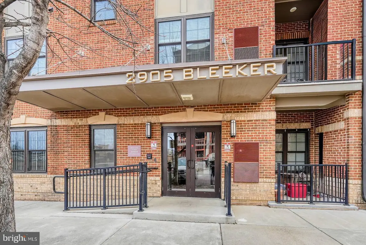 2905 Bleeker St #4-304, Fairfax, VA 22031 - Image #1