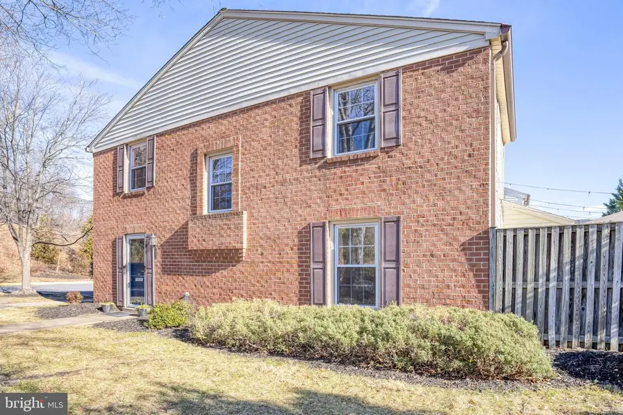 5625 Independence Cir, Alexandria, VA 22312 - Image #2