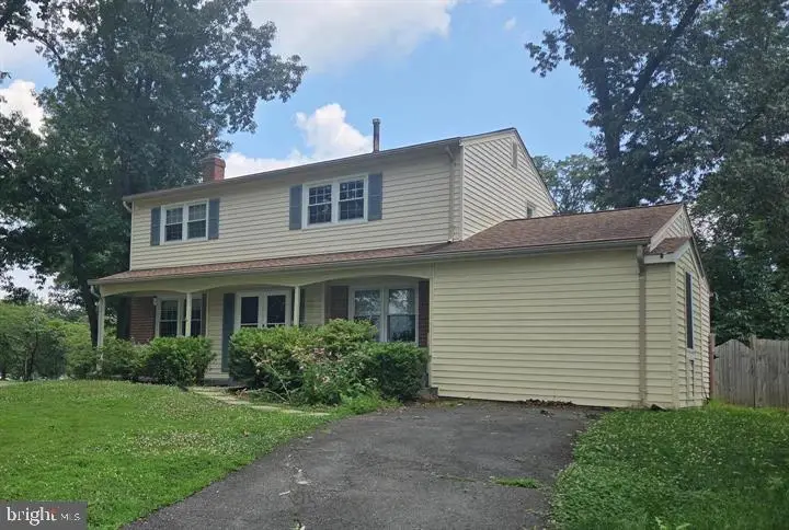 6901 Huntsman Blvd, Springfield, VA 22153 - #3