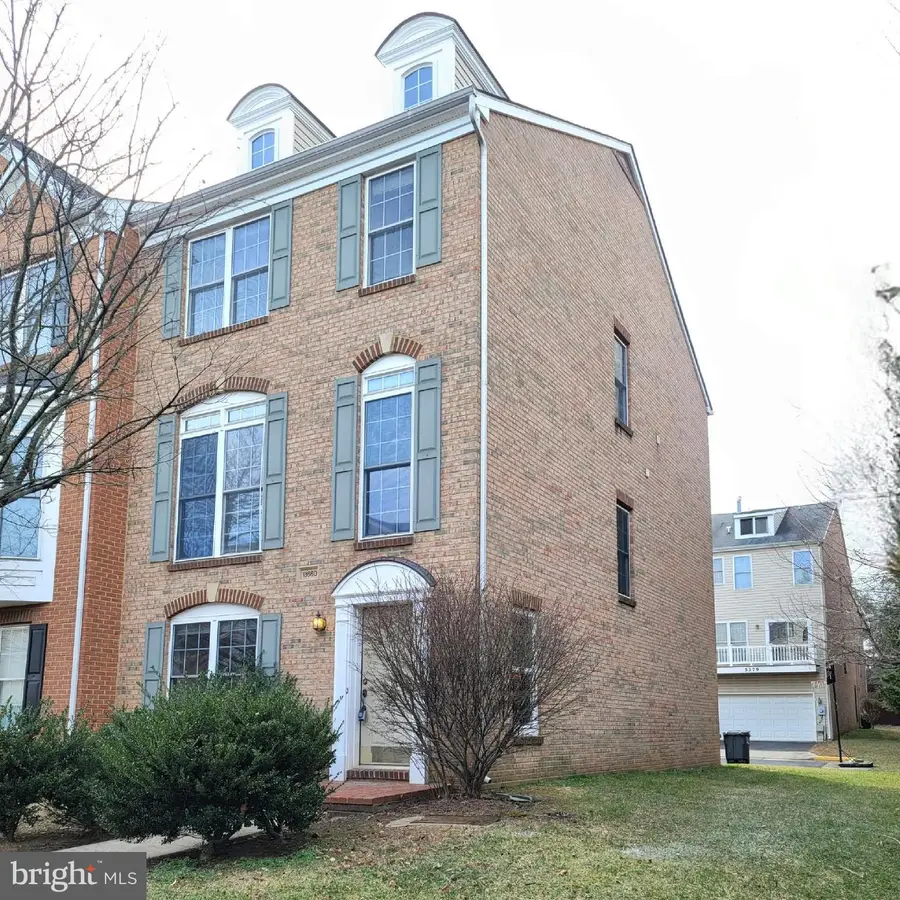 13660 Lavender Mist Ln, Centreville, VA 20120 - Image #2