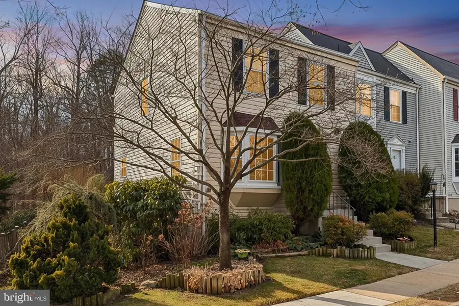 13855 Laura Ratcliff Ct, Centreville, VA 20121 - Image #2