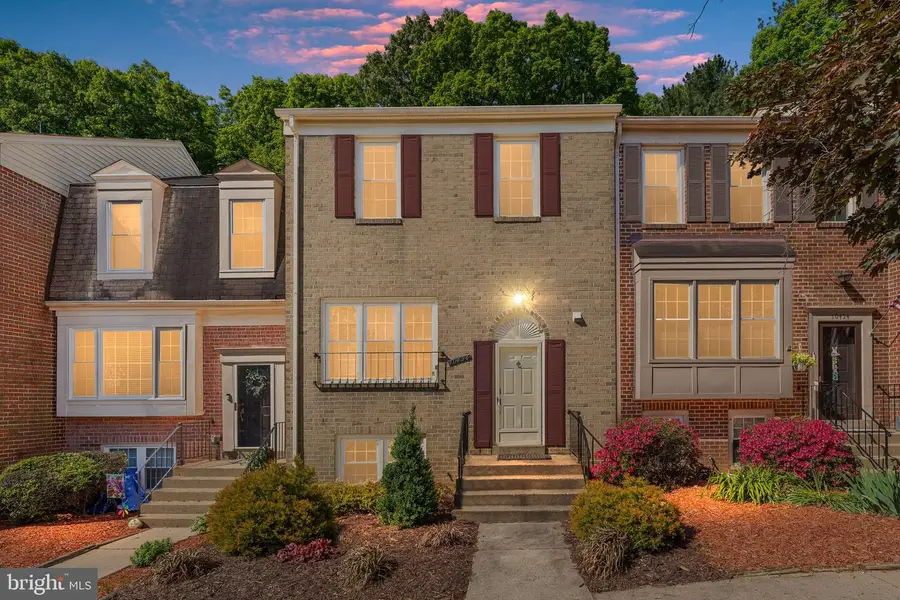 10456 Malone Ct, Fairfax, VA 22032 - #2