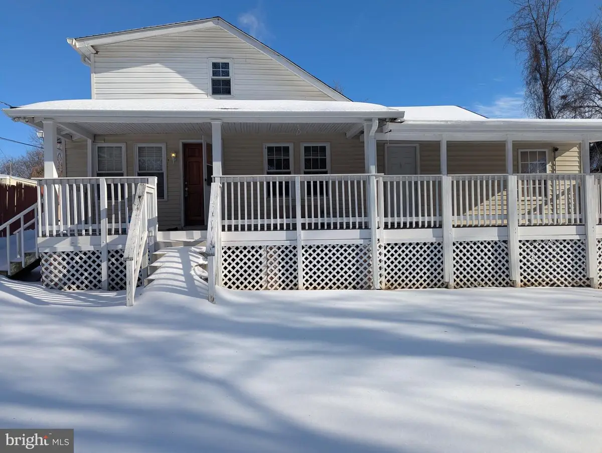 4803 Valley St, Alexandria, VA 22312 - Image #1