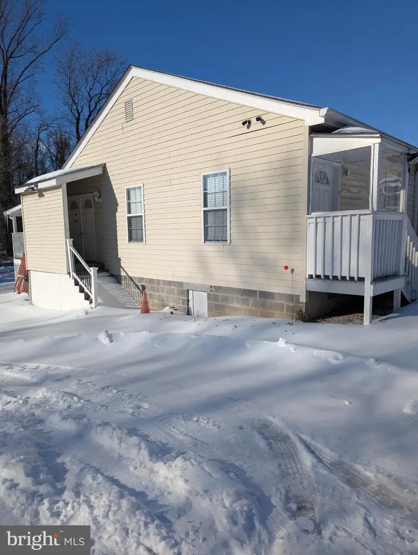 4803 Valley St, Alexandria, VA 22312 - Image #2