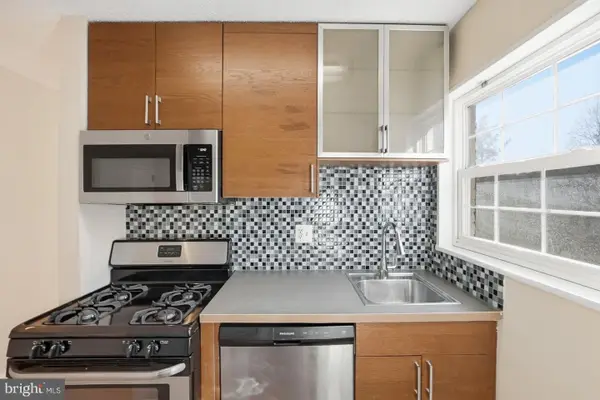 2239 Farrington Ave #05-302, ALEXANDRIA, VA 22303