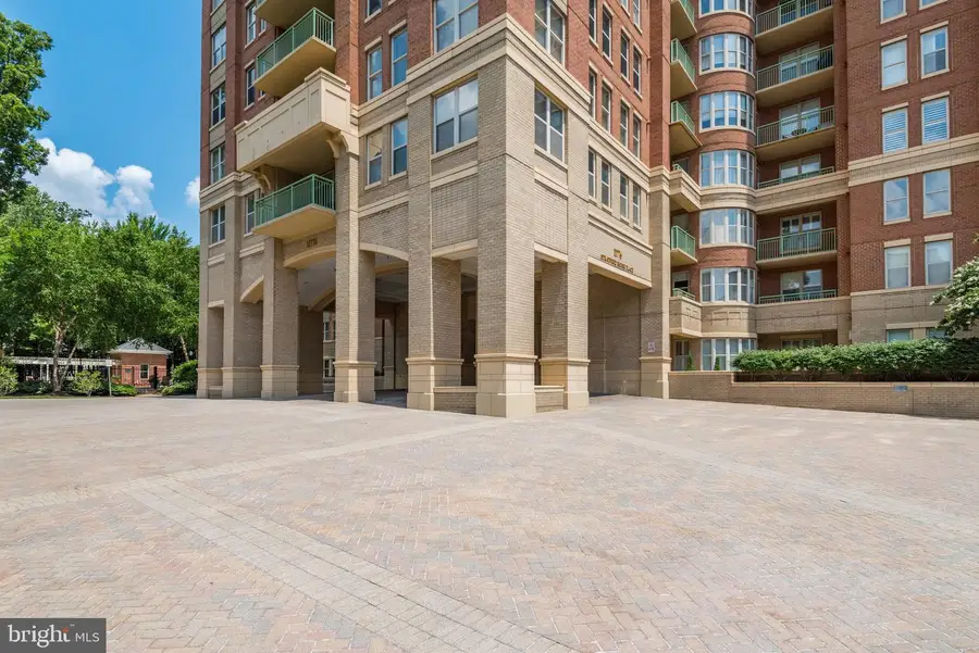11776 Stratford House Pl #601, Reston, VA 20190 - Image #2