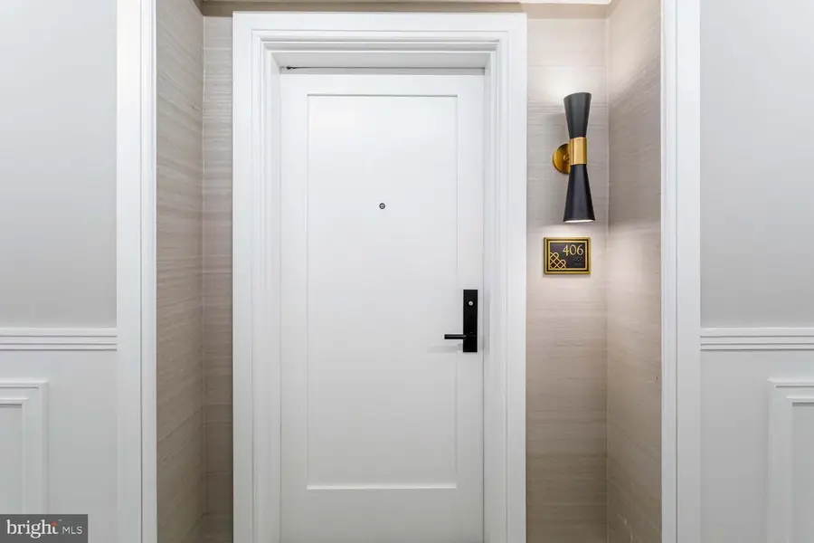 6718 Lowell Ave #805, McLean, VA 22101 - Image #2