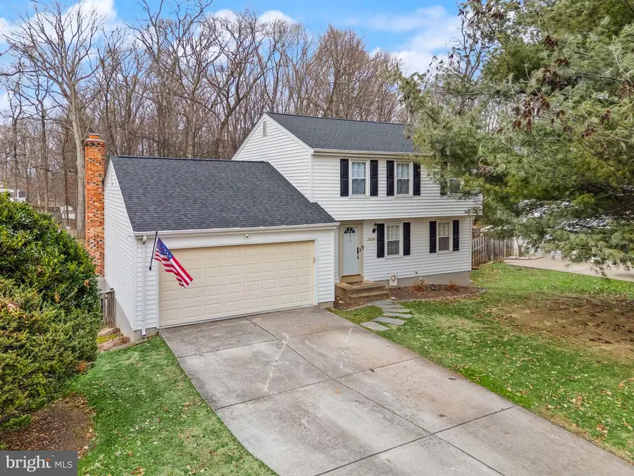 14724 Saint Germain Dr, Centreville, VA 20121 - Image #3