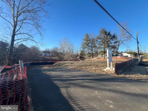 7106 Centreville Rd, CENTREVILLE, VA 20121