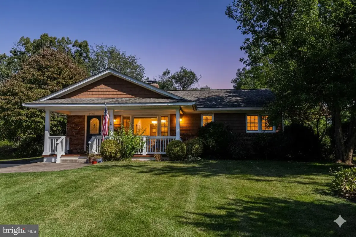 7909 Fairfax Rd, Alexandria, VA 22308 - Image #1