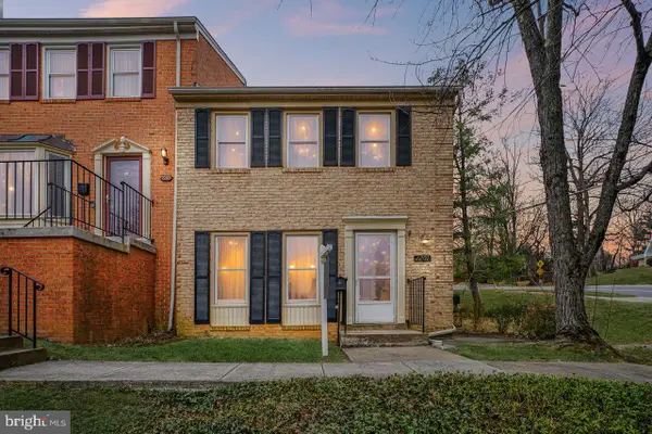 2201 Mclean Park Rd, FALLS CHURCH, VA 22043