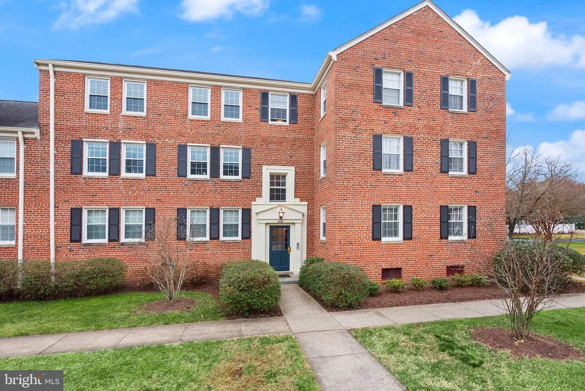 6628 E Wakefield Dr E #c1, Alexandria, VA 22307 - Image #1
