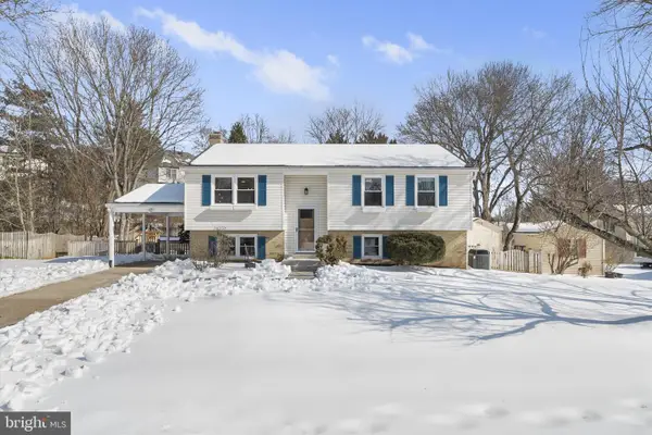 6227 Secret Hollow Ln, CENTREVILLE, VA 20120