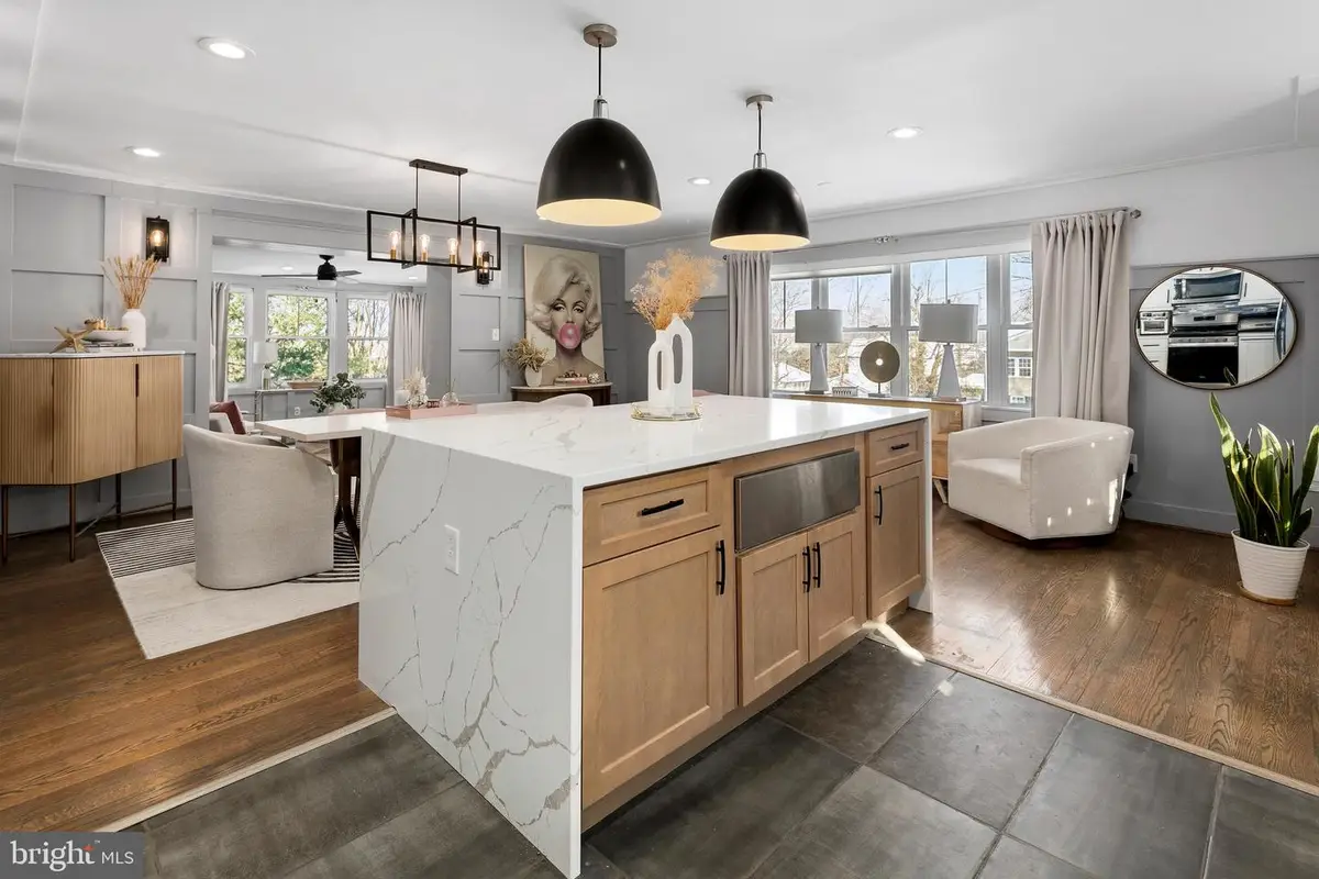 2813 James Dr, Alexandria, VA 22303 - Image #1