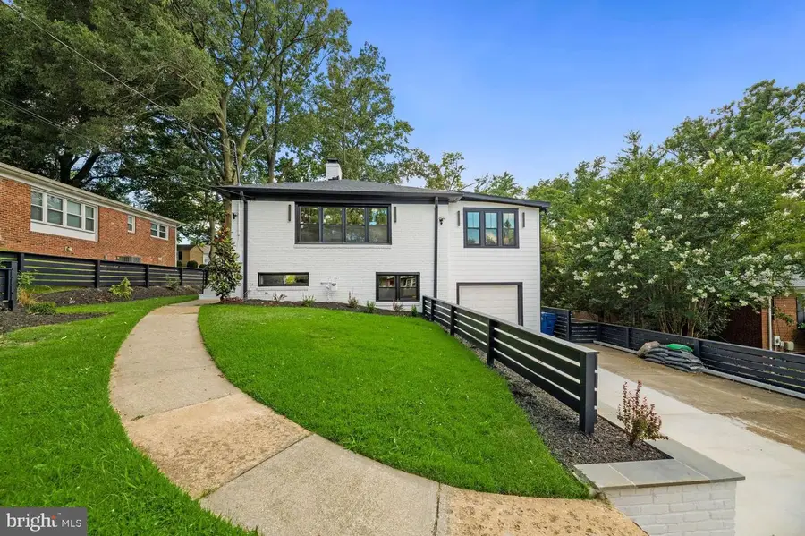 2813 James Dr, Alexandria, VA 22303 - Image #2