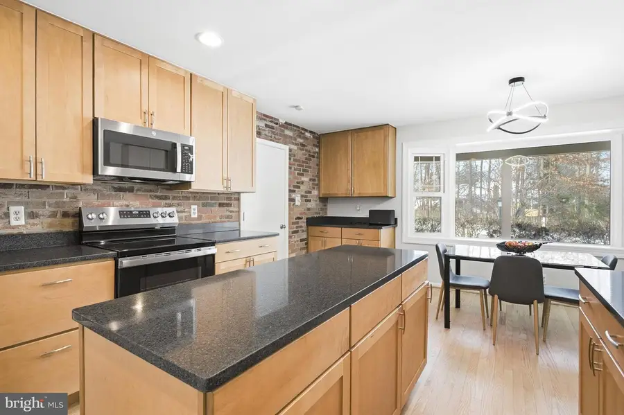 521 Creek Crossing Rd Ne, Vienna, VA 22180 - #2