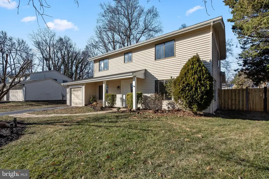1534 Youngs Point Pl, Herndon, VA 20170 - Image #3