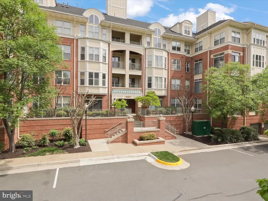 1851 Stratford Park Pl #115, Reston, VA 20190 - #2