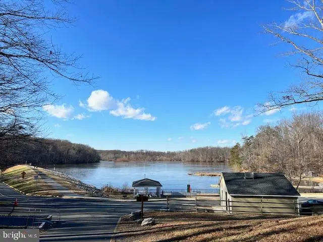 7269 Evanston Rd, Springfield, VA 22150 - Image #1