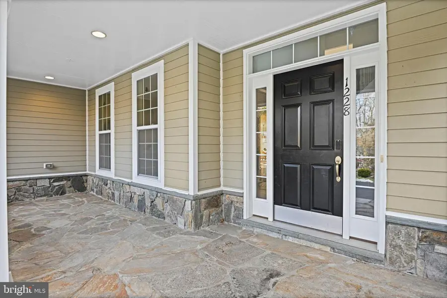 1228 Providence Ter, McLean, VA 22101 - #2