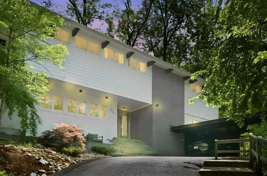 3421 Stoneybrae Dr, Falls Church, VA 22044 - #2