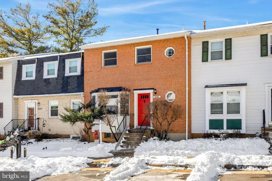 3090 White Birch Ct, Fairfax, VA 22031 - Image #2