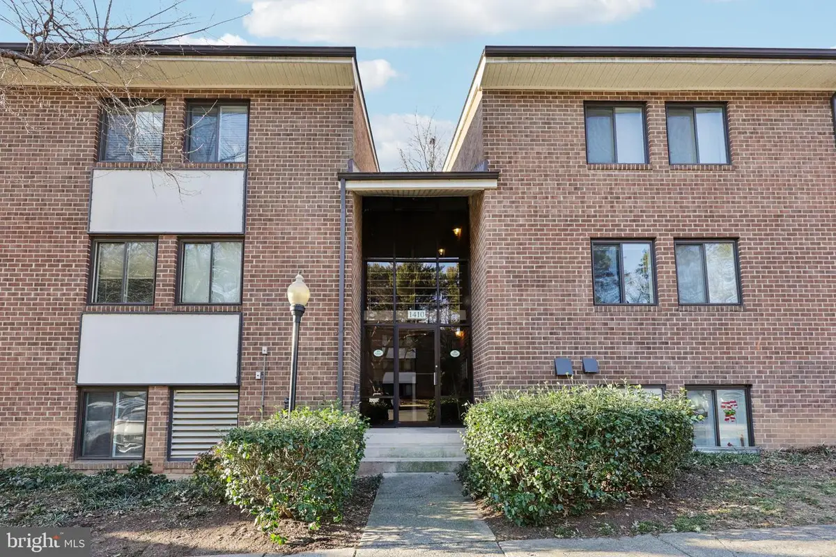 1410 Northgate Sq #10/1a, Reston, VA 20190 - Image #1