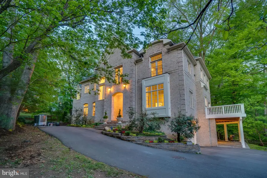 1347 Kirby Rd, McLean, VA 22101 - #2