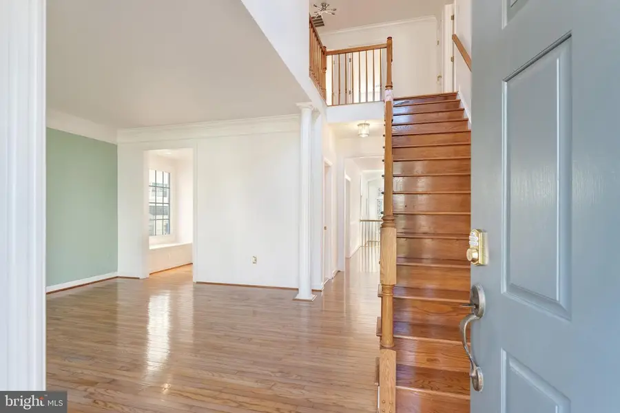 7708 Stone Wheat Ct, Alexandria, VA 22315 - Image #2