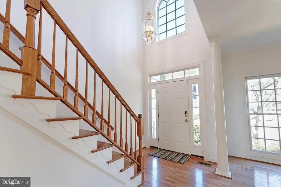 7708 Stone Wheat Ct, Alexandria, VA 22315 - Image #3