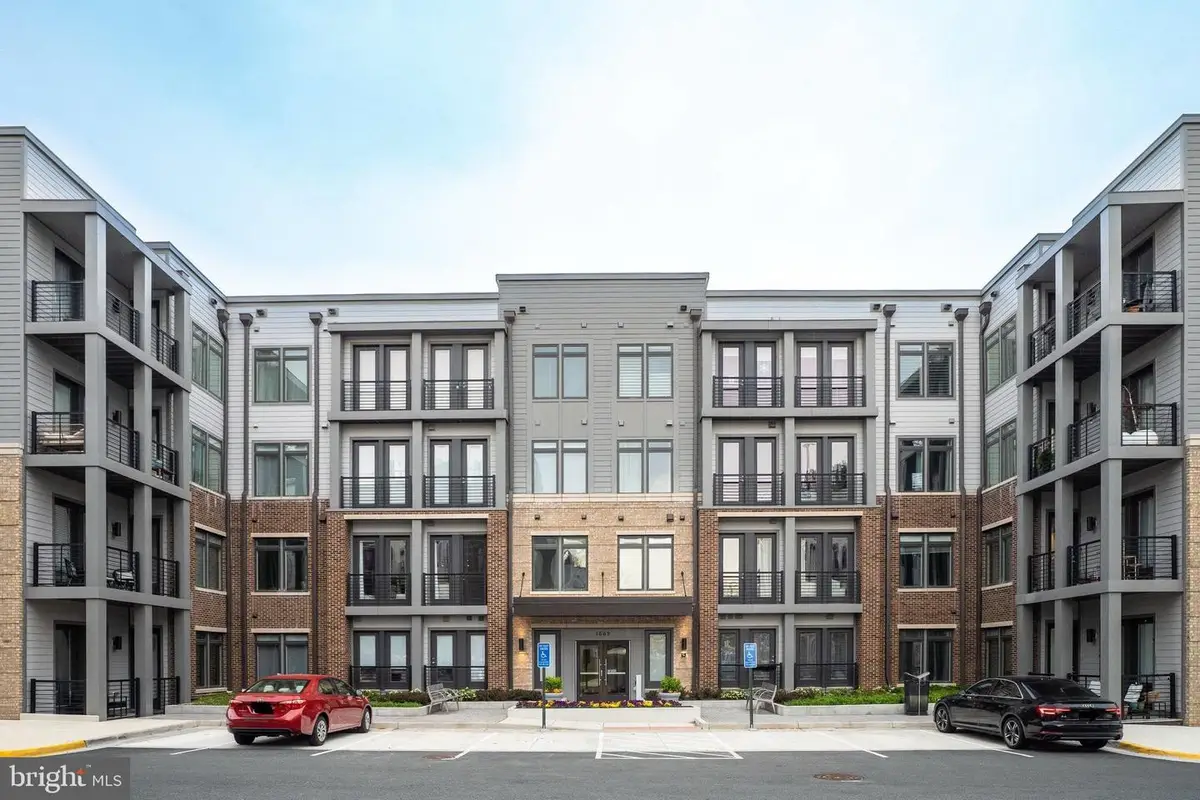 1669 Bandit Loop #109a, Reston, VA 20190 - Image #1