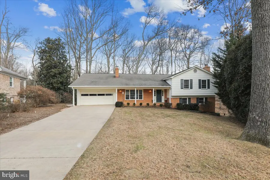12145 Stirrup Rd, Reston, VA 20191 - Image #3