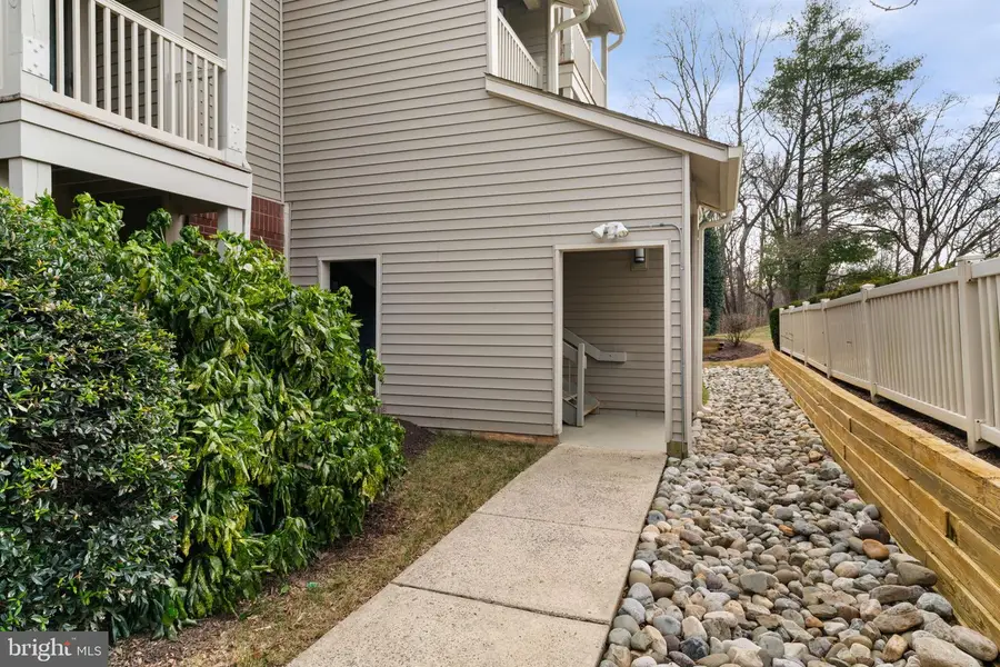 11703 Olde English Dr #b, Reston, VA 20190 - Image #3