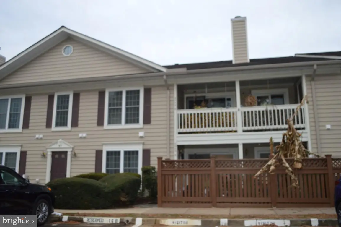 6049-b Essex House Sq, Alexandria, VA 22310 - #1