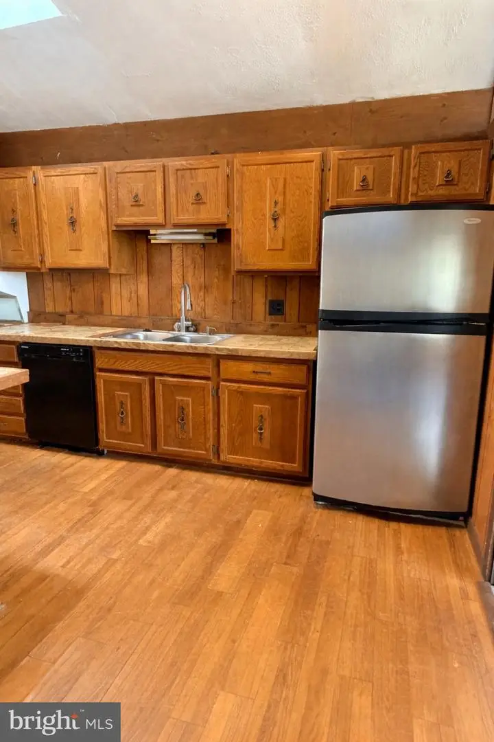 10400 Hunter Ridge Dr, Oakton, VA 22124 - Image #3