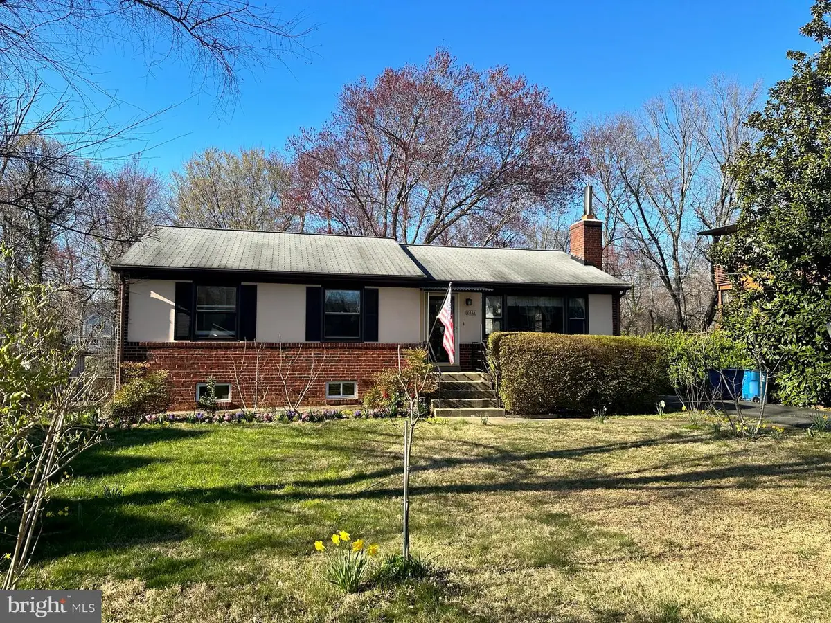 6848 Mcfall Pl, McLean, VA 22101 - Image #1