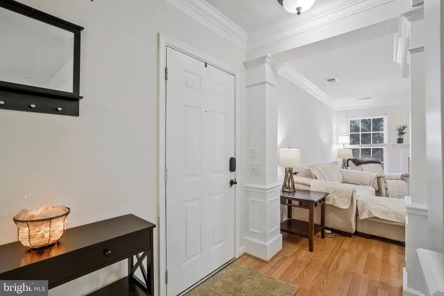 5950 Kimberly Anne Way #101, Alexandria, VA 22310 - Image #2