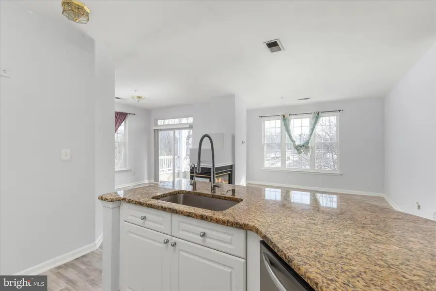4200 Mozart Brigade Ln #n, Fairfax, VA 22033 - Image #3