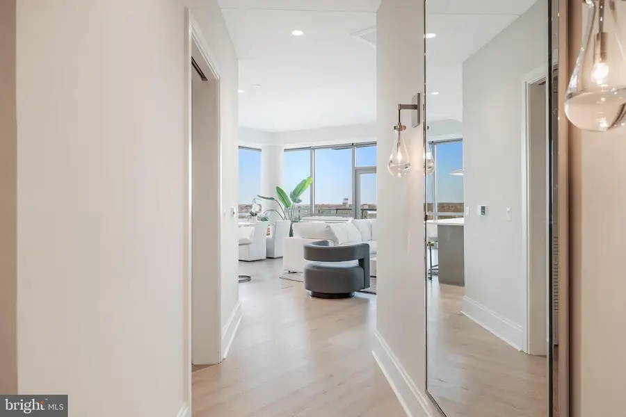 7887 Jones Branch Dr #1002, McLean, VA 22102 - Image #2