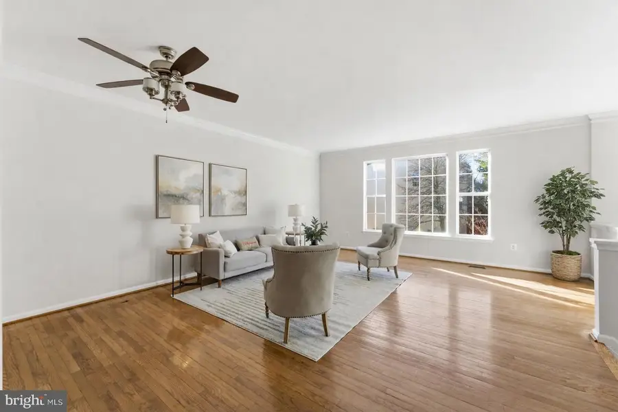 12426 Casbeer Dr, Fairfax, VA 22033 - #2