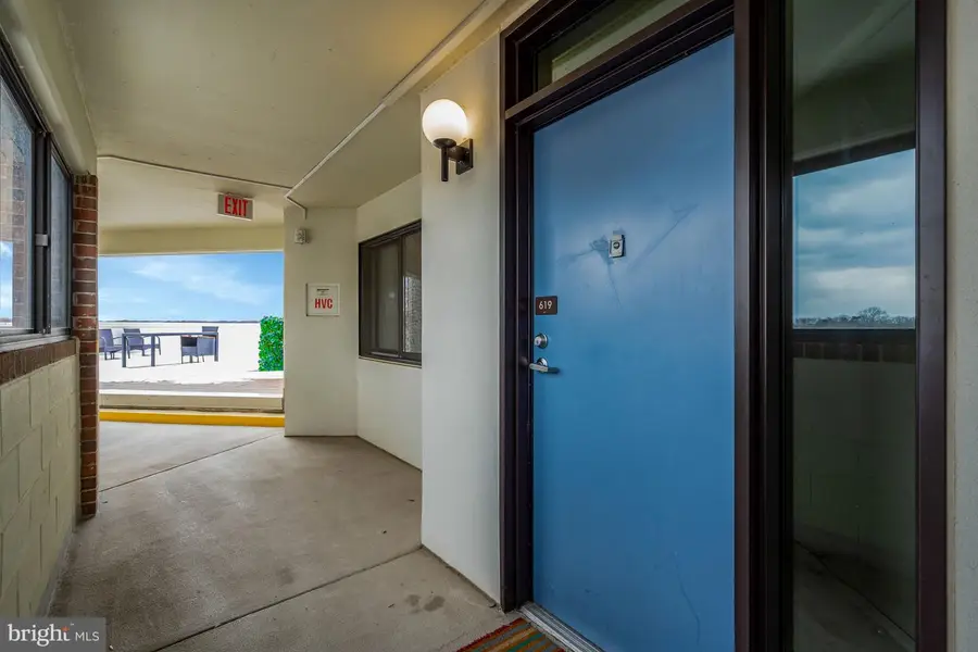 1951 Sagewood Ln #619, Reston, VA 20191 - #2