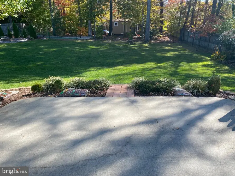 7121 Red Horse Tavern Ln, Springfield, VA 22153 - #2